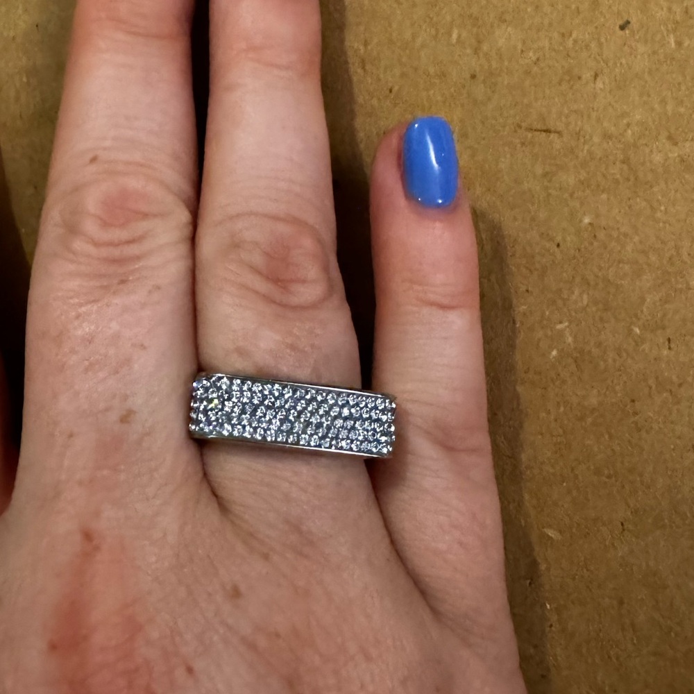 Henri Bendel rocks ring in silver with light blue size 7